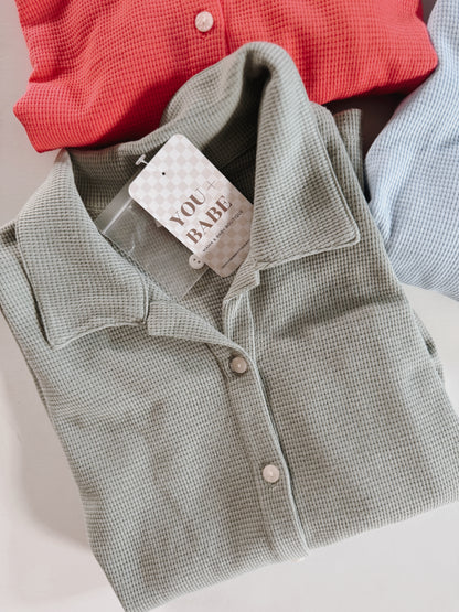 Waffle Button Top (sage)